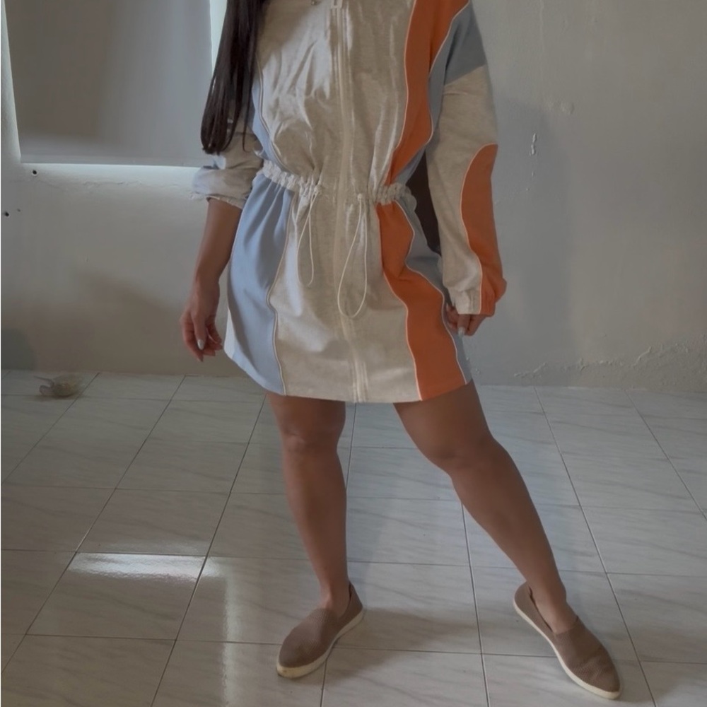 Colorblock Hooded Zip Tunic — Light Gray, Dusty Blue & Rust
